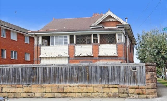 Knockdown 1918 Coogee Federation fetches $4.6 million