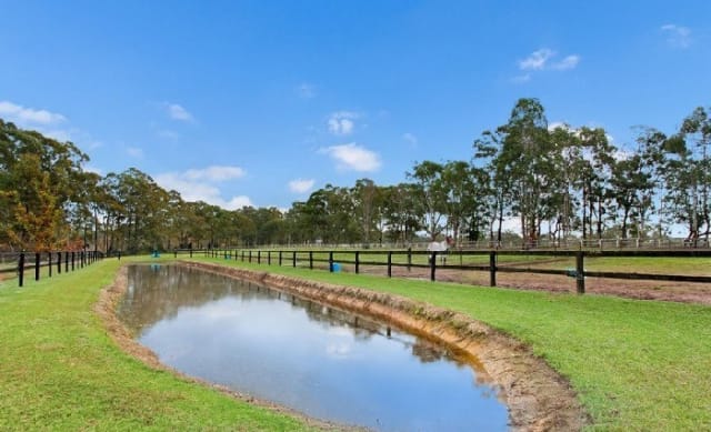 Equestrian properties that horses would neigh for