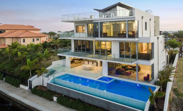 Waterfront Sovereign Islands home listed for auction