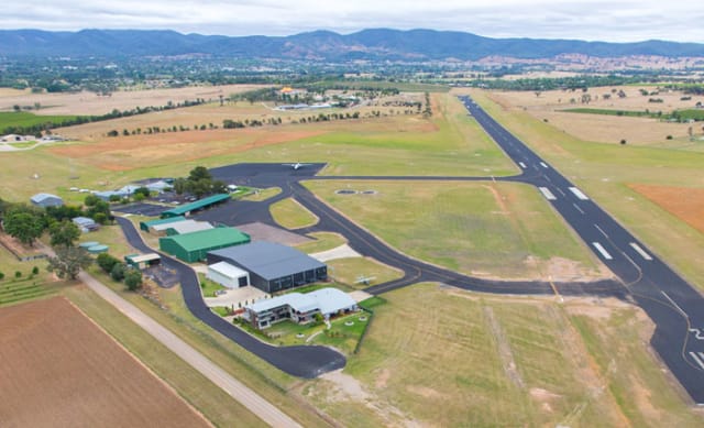 Mudgee hotel has its own hangar