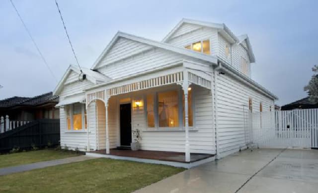 Nick Maxwell sells weatherboard in Spotswood