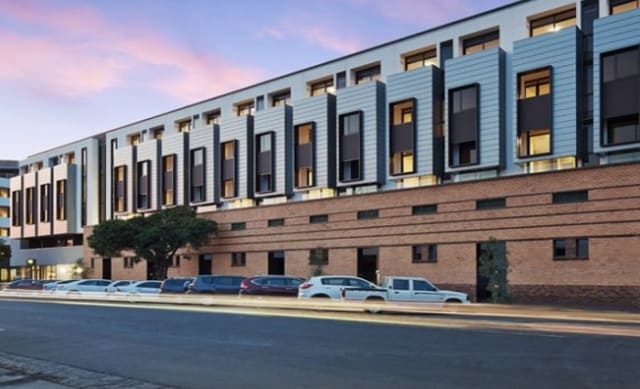 Heritage overlays, wide streets a hallmark of Melbourne fringe heritage homes: HTW