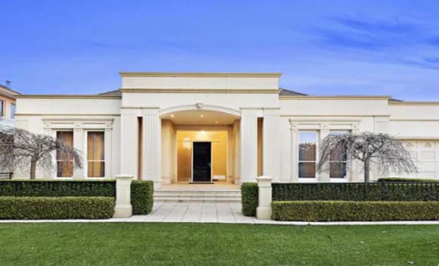 South Australian trophy home on the market