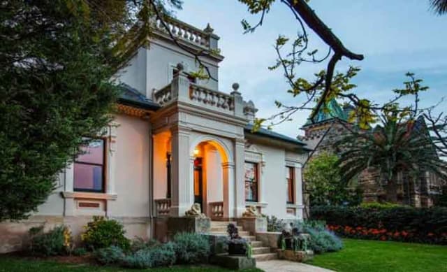 Oybin, the Italianate Annandale villa sold