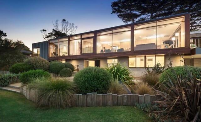 John Wardle-designed Flinders house offering