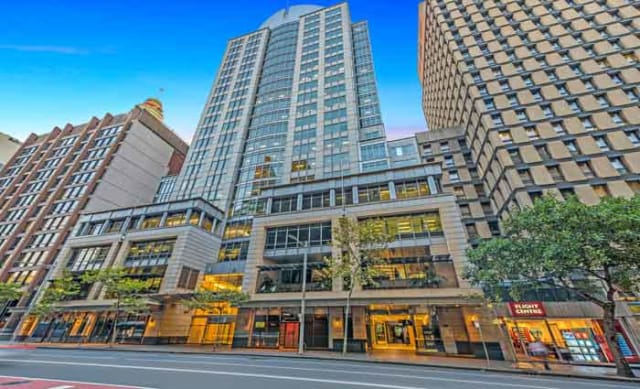 Sydney's Verandah hotel in Martin Place listed for sale