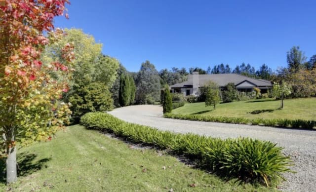 John Hewson buys back in the Southern Highlands