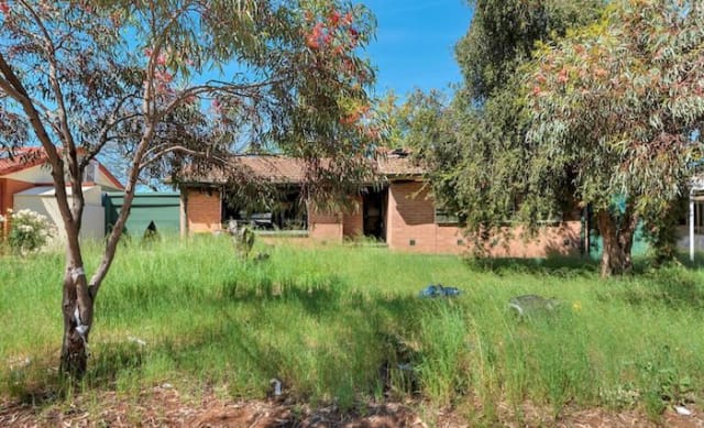 Staggering 47 registered bidders for fire-ridden Ingle Farm cottage auction