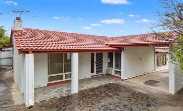 Morphett Vale mortgagee home sells for minor loss