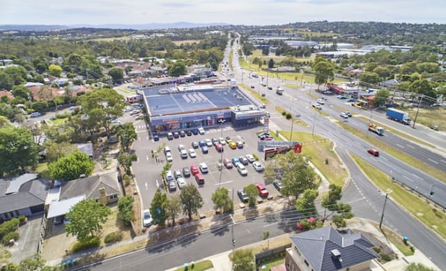 Maroondah Village shopping centre on the market