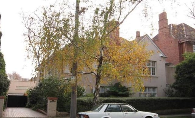 Daniel Besen buys South Yarra trophy home, Two Birches