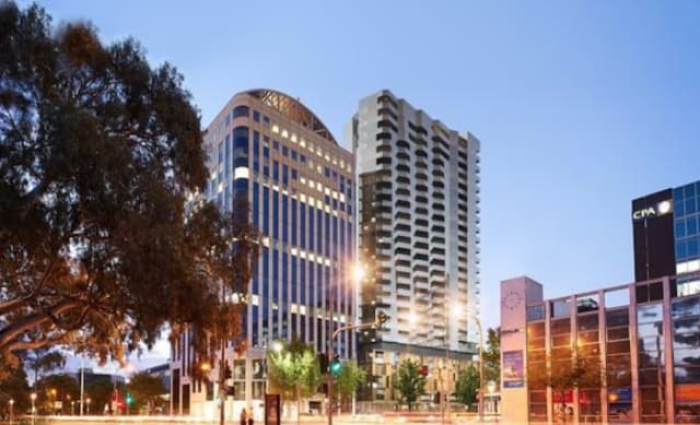 Vue on King William, Adelaide CBD apartment owners hot under the collar
