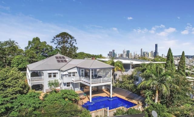 $4.4 million Riverview, Teneriffe Queensland sale