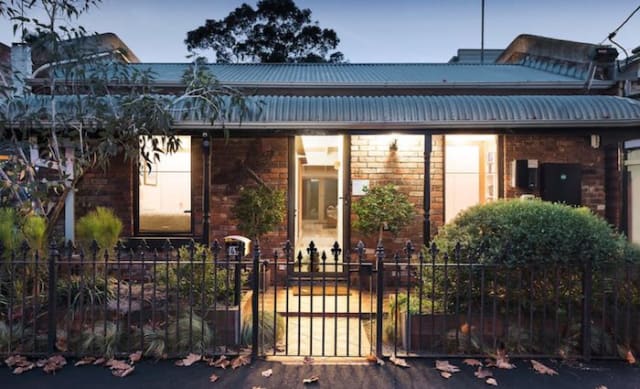 Award-winning 'house of cats' home in Melbourne sells