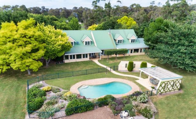 Race car veteran Barry Graham sells Charlotte Park house in NSW Southern Highlands