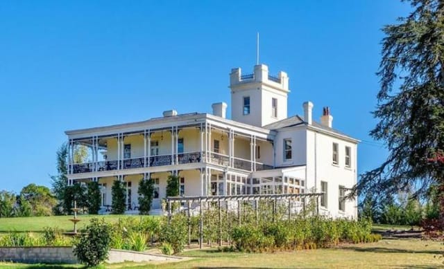 Tasmanian Italianate treasure Claremont House hits the market 