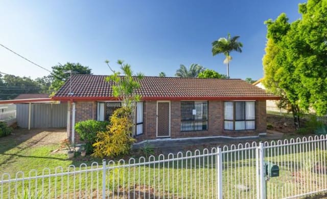 Three bedroom Crestmead house sold by mortgagees