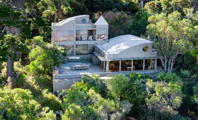 Timber trophy house on exclusive waterfront Flinders street listed