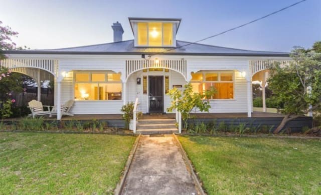 Samarai, Point Lonsdale tops limited coastal Easter auctions