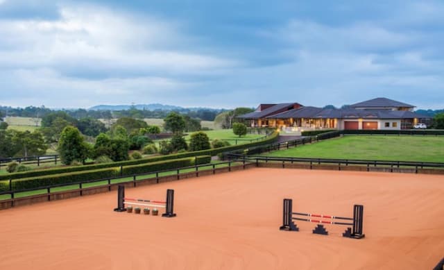 Former Ladbrokes CEO Dean Shannon lists Maleny equestrian estate