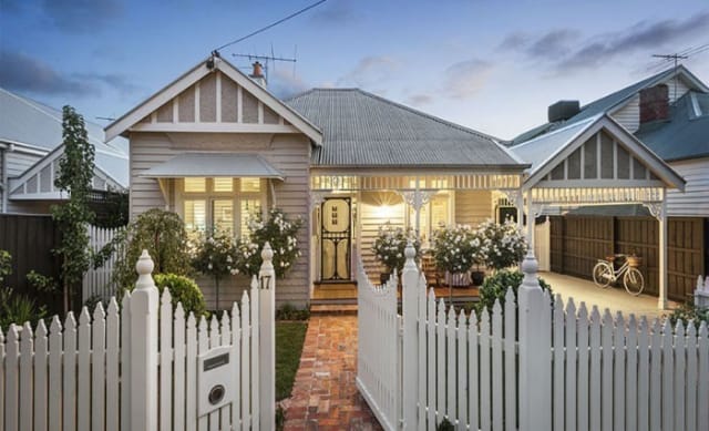 Former AFL ruckman Darren Jolly sells Surrey Hills and joins The Block Prahran