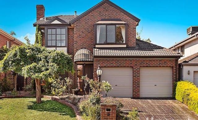 1990s Wheelers Hill home sold by mortgagee