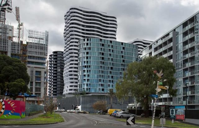 Growland pushes Footscray's Victoria Square to new heights