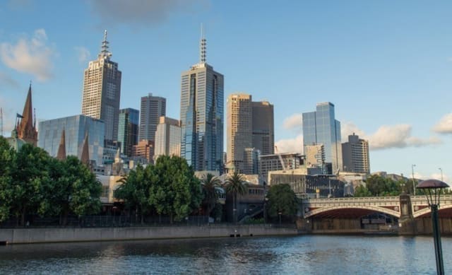 Melbourne bucks the listings shrinkage trend