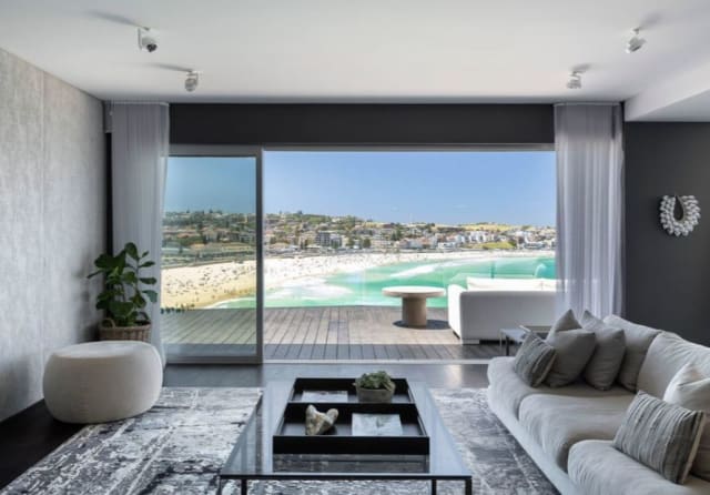 Auction record $20.1 million paid for Bondi Beach apartment