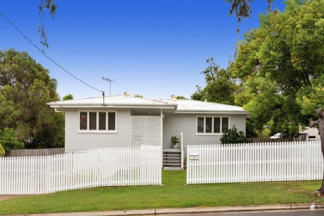 Brisbane Heat wicket-keeper Jimmy Peirson lists former Stafford Heights home