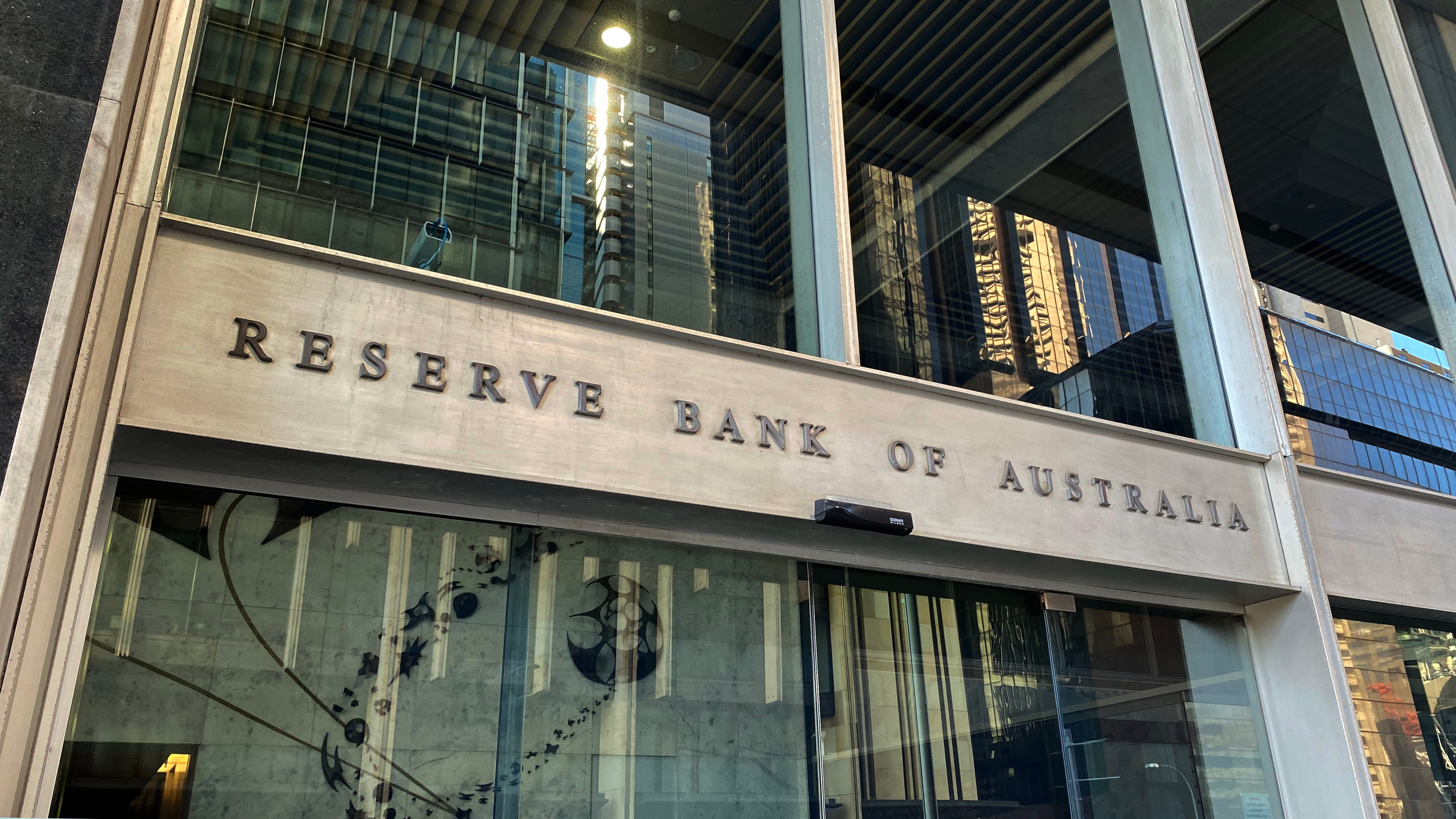 RBA watching cash-rich household spending amid recovering economy