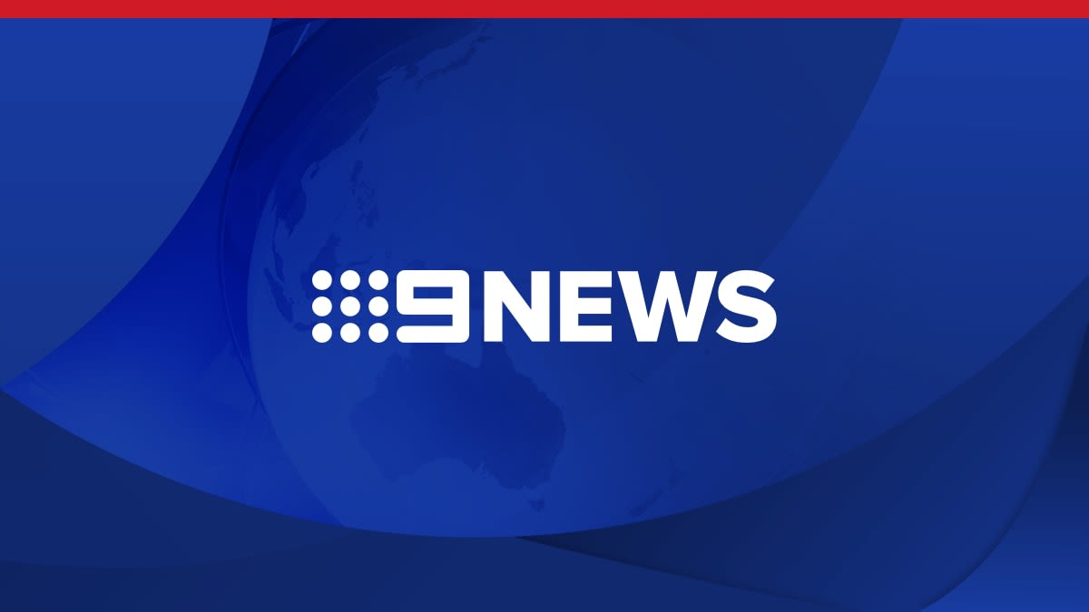 Fremantle footpath fight rages on in court - 9News
