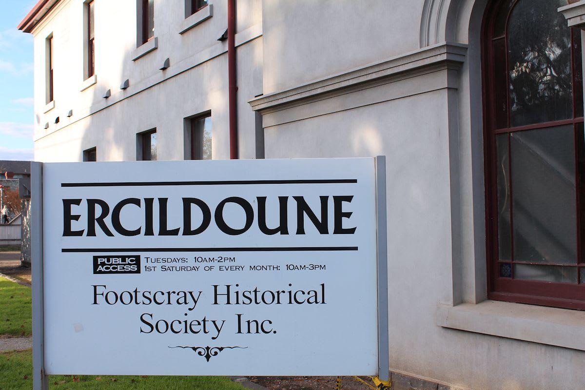 Tiger loses its tail!