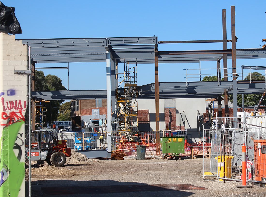 Prahran's vertical school nears as South Melbourne PS powers ahead