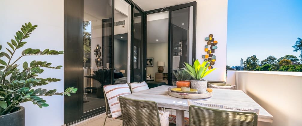 Your vibrant life awaits, at Spectrum, Mascot. Now complete and ready to move in! Subject - Inner city living couldn’t get any better than this. 