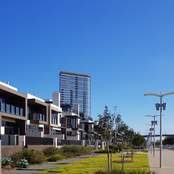 The Yarra's Edge townhouses front the promenade with the recently completed Forge rising in the background. Docklands Places and Spaces, part one: Yarra's Edge