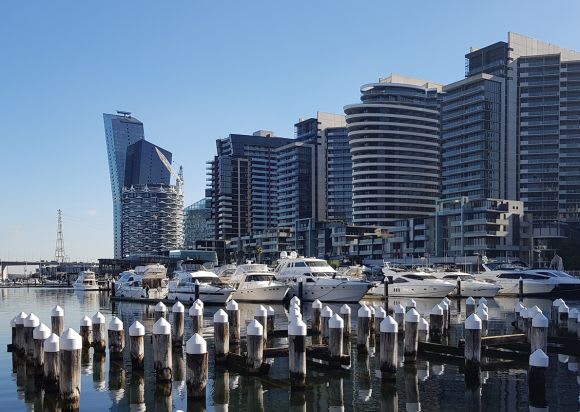 Marina Tower, Banksia and Promenade form the link between east and west. Docklands Places and Spaces, part three: NewQuay and Harbour Town