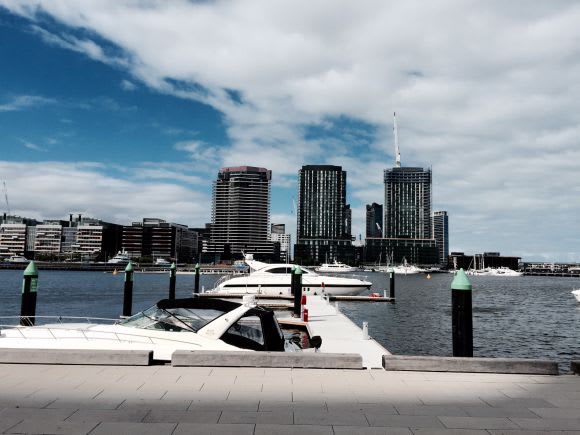 Lend Lease's Convesso Concavo at Victoria Harbour. © Urban.com.au Lucas Real Estate and the current state of play in Docklands