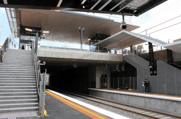 Ginifer station. Image © Daniel Bowen The new St Albans and Ginifer stations - in pictures