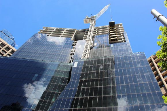 567 Collins Street will shortly add to Melbourne's premium commercial stock CoM's Development Activity Monitor shows a thriving city