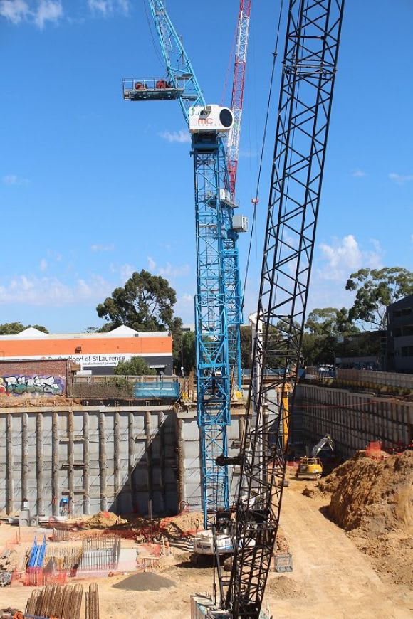 2 of 5 tower cranes for Caydon's latest build Finger on the pulse: Metropolitan Melbourne Crane Count March 2017