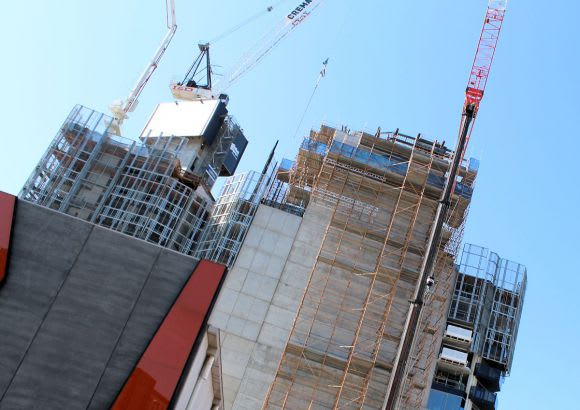 Marco Melbourne looking less precarious than in recent times A new record: Urban Melbourne's October 2015 crane count