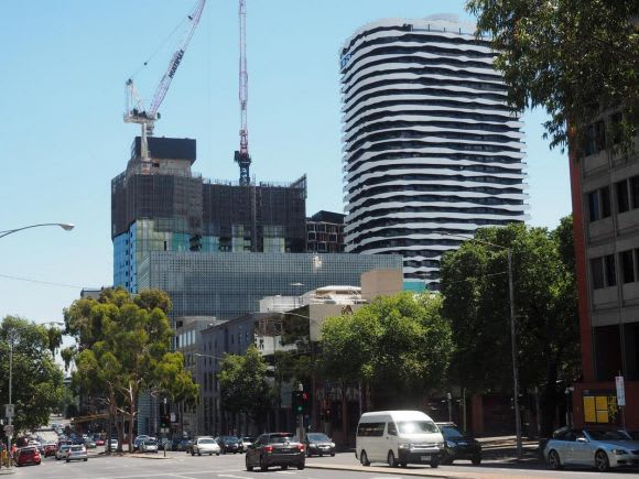 Swanston Central - image: UM user redden A snapshot of Melbourne's construction - March 2018