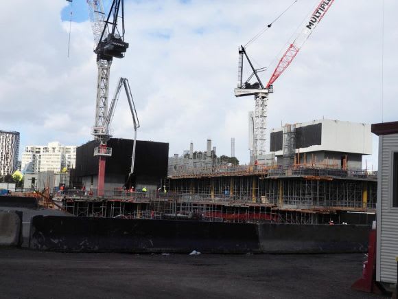 Melbourne Square. Image originally posted by UM user redden A snapshot of Melbourne's construction - September 2018