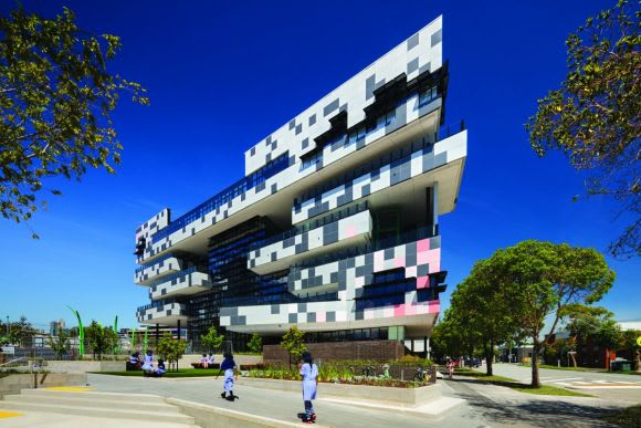 Kirrip Park joins the South Melbourne Primary School. Image: Dianne Snape The first new park in Fishermans Bend officially opens