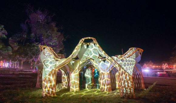 Light projection by Victor Holder at Rainbow Serpent Festival 2015. Thornbury and Preston light up for the Darebin Projection Festival