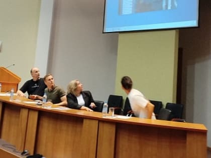 Интересная встреча.