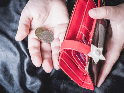 Сбережения, пенсия и помощь детей. На что омичи планируют жить в старости