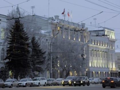 Шелест пообещал, что мэрия в Омске очистит от льда территории общего пользования, остановки и пешеходные зоны
