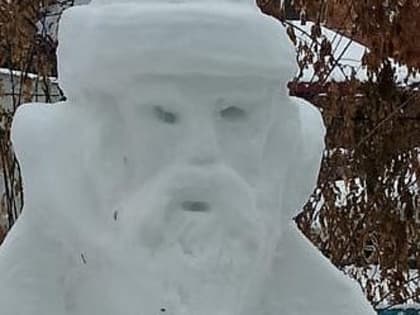 Онлайн-выставка фотографий «Парад снеговиков»